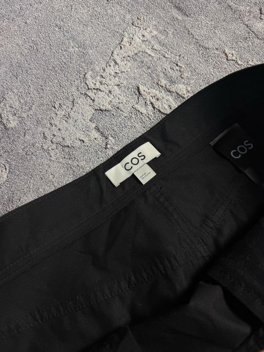 Широкі штани COS Arket