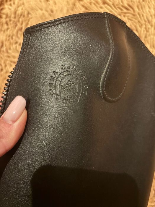 Nowe czapsy skorzane nieuzywane jezdzieckie 36/38