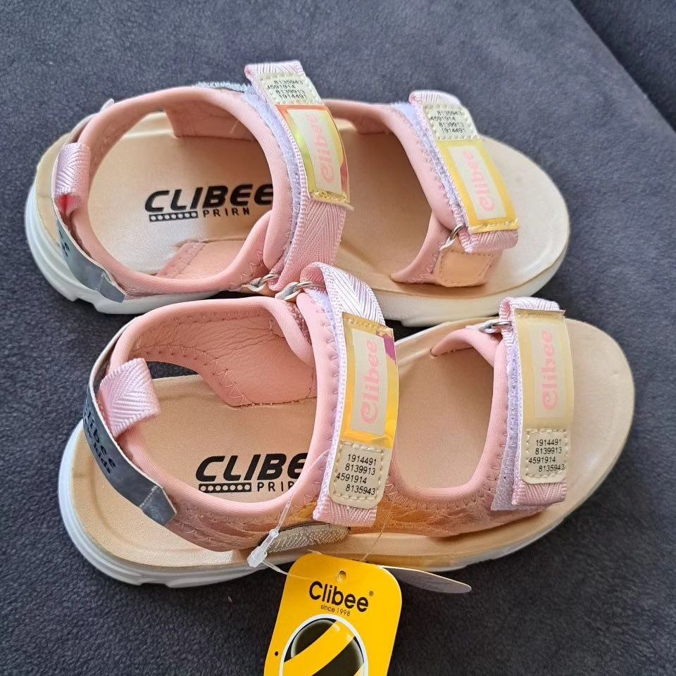 Продам босоножки clibee