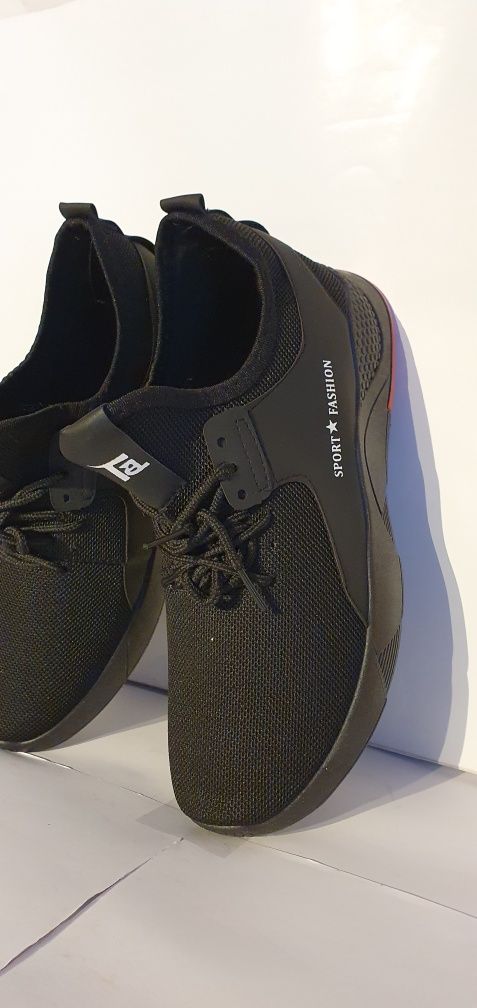 Buty nowe męskie czarne sportowe Tepusite rozmiar 42