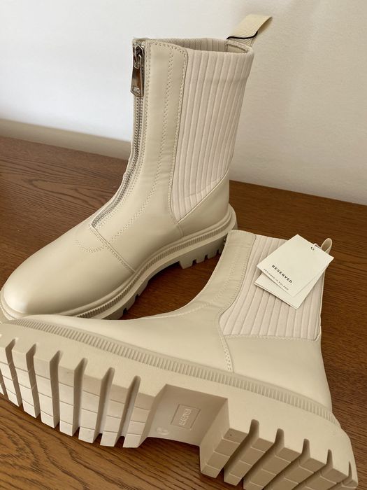 Botas novas de marca 39