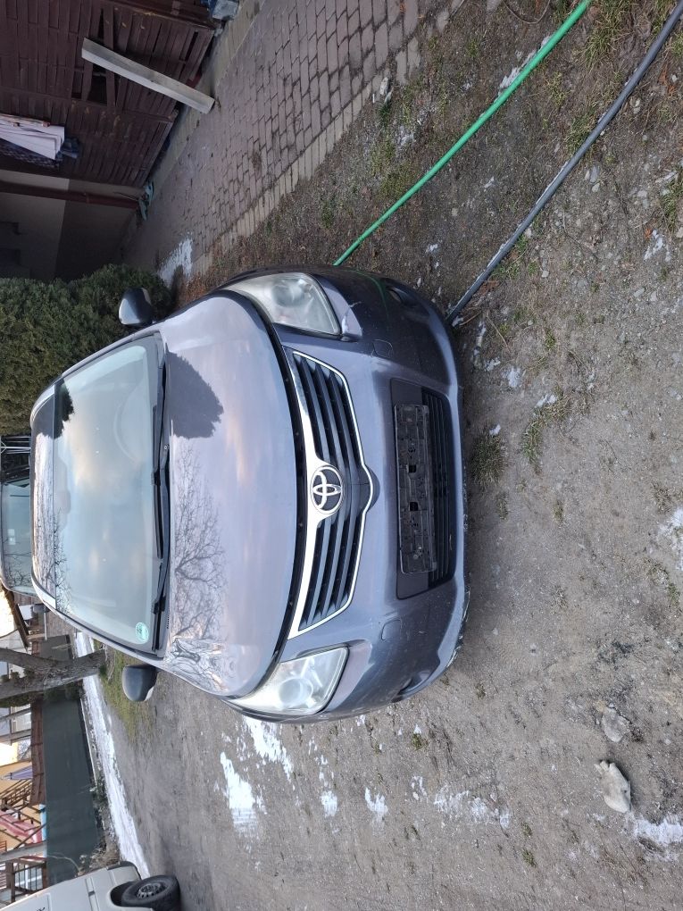 Авторозборка Розборка шрот завчасті Toyota Avensis T27 2,2 в автоматі