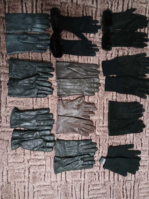 Рукавички шкіряні, замшеві та шерстяні чоловічі та жіночі