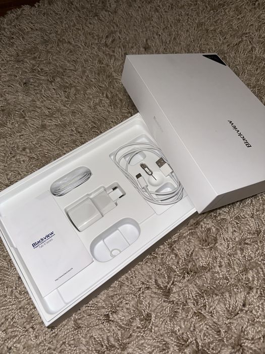 Продам планшет BLACKVIEW TAB 9 FHD 4/64Gb LTE