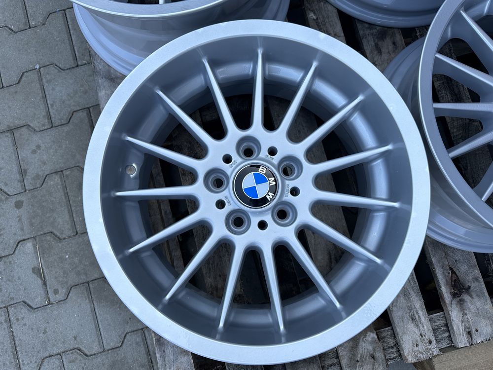 Styling 32 oryginał 17” tyły przody