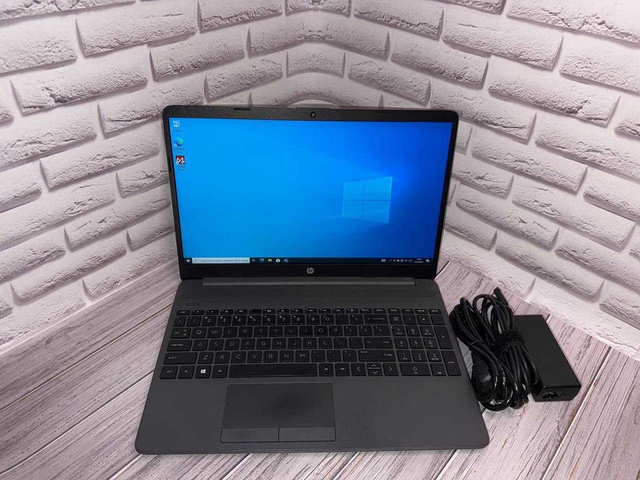 HP 255 G8 | Ryzen 5 5500u | 16GB Ram | 256 SSD