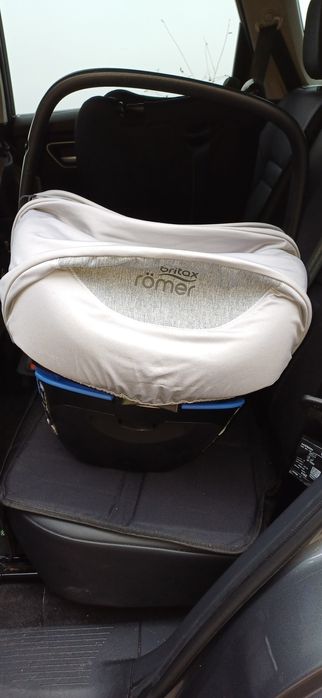 Автокрісло переноска Britax romer