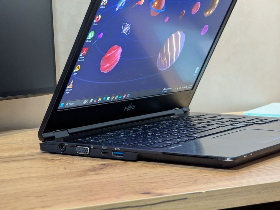 Японський Ультрабук Fujitsu U7410 на i5/10th 8/256 FHD