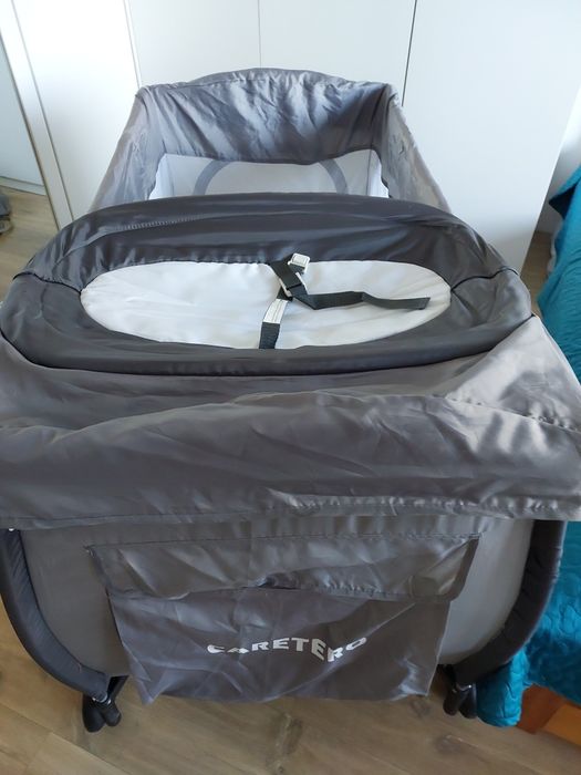 Łozeczko turystyczne Caretero medio zestaw moskitiera przewijak matera
