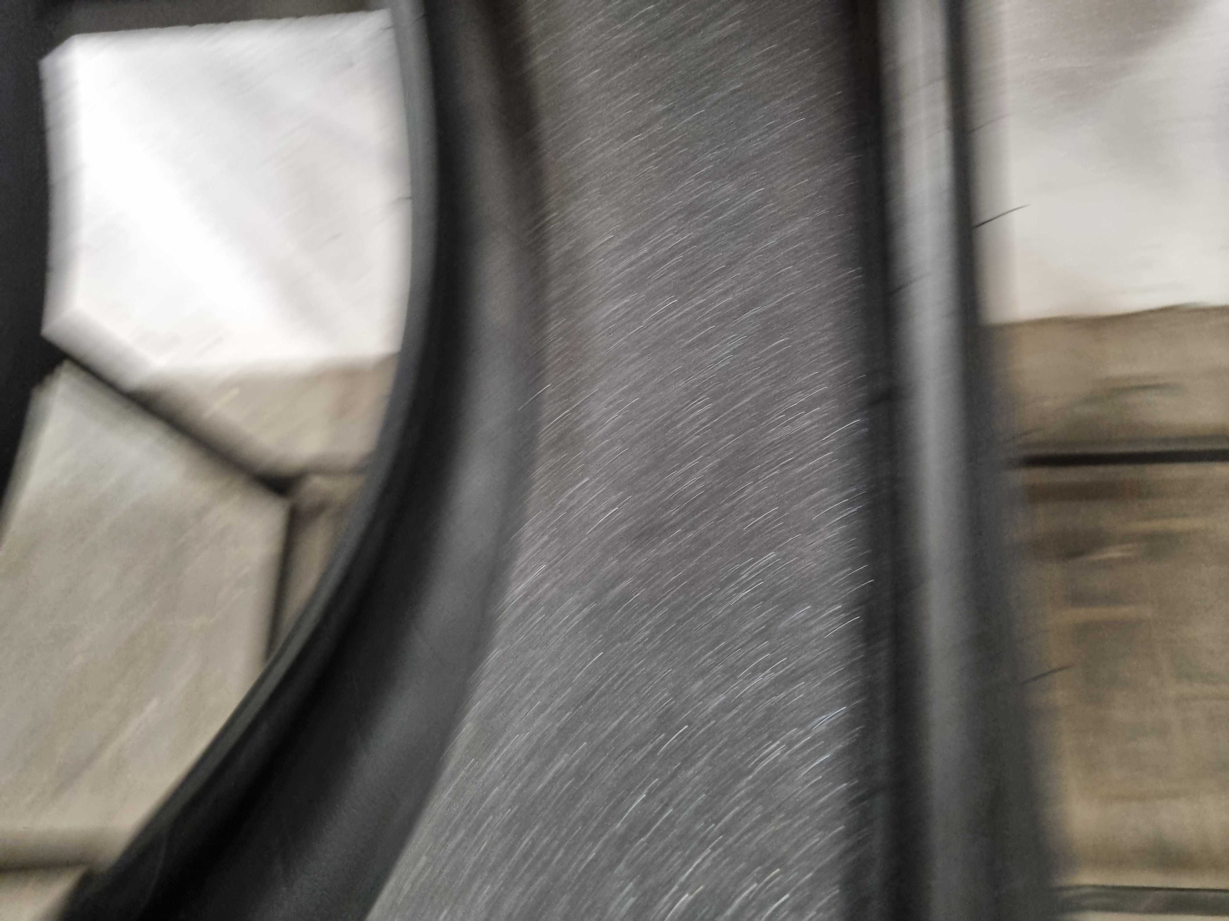 245/45/19 102Y Michelin Pilot Sport 4 AO Acoustic Dot.2022R