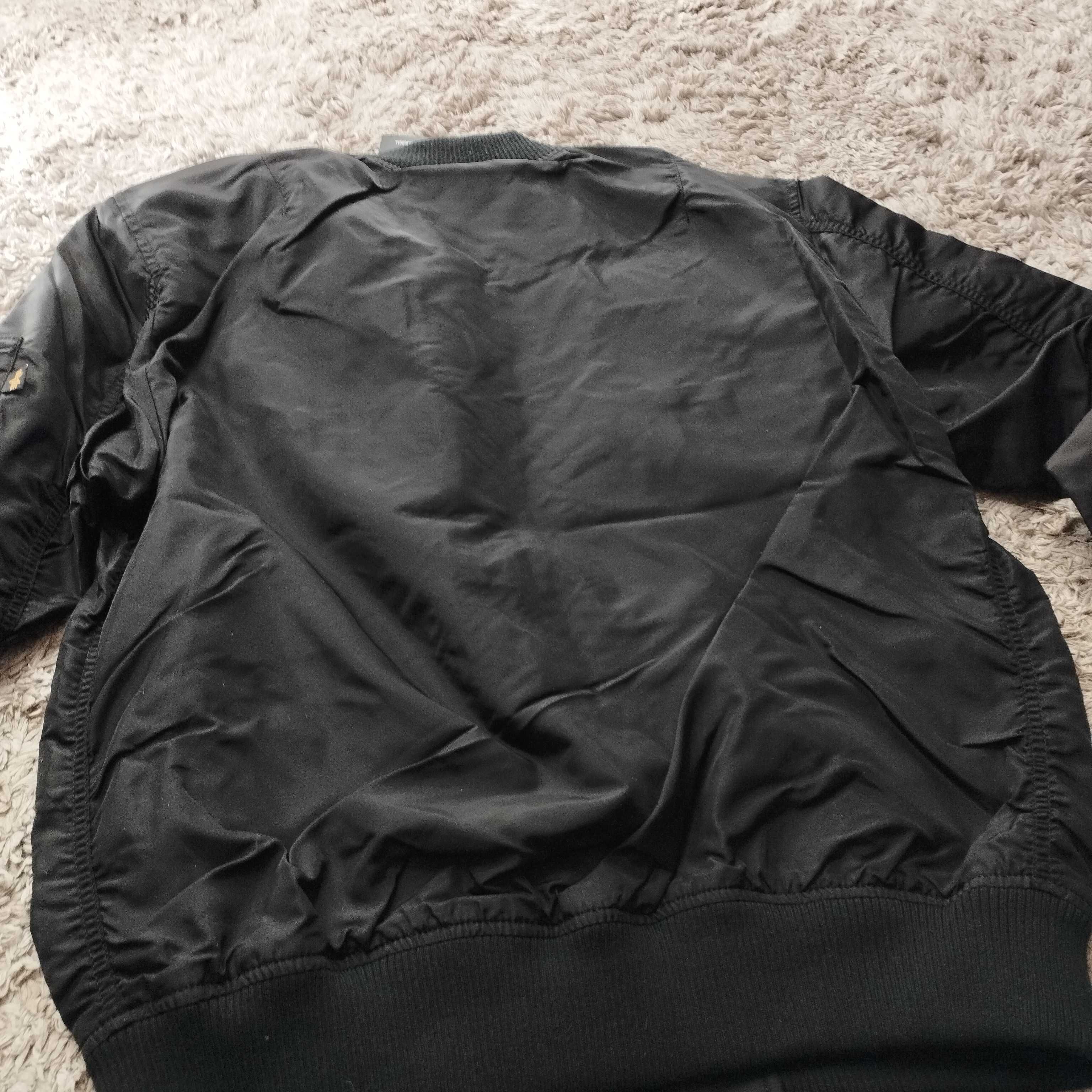 Alpha Industries Bomberka Flying Tigers (156129) czarna