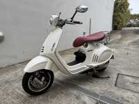 Fantastica vespa 946 de colecao