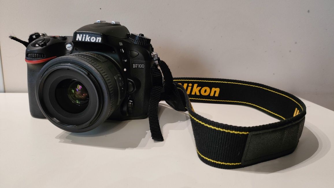Aparat Nikon d7100+obiektyw 35 mm