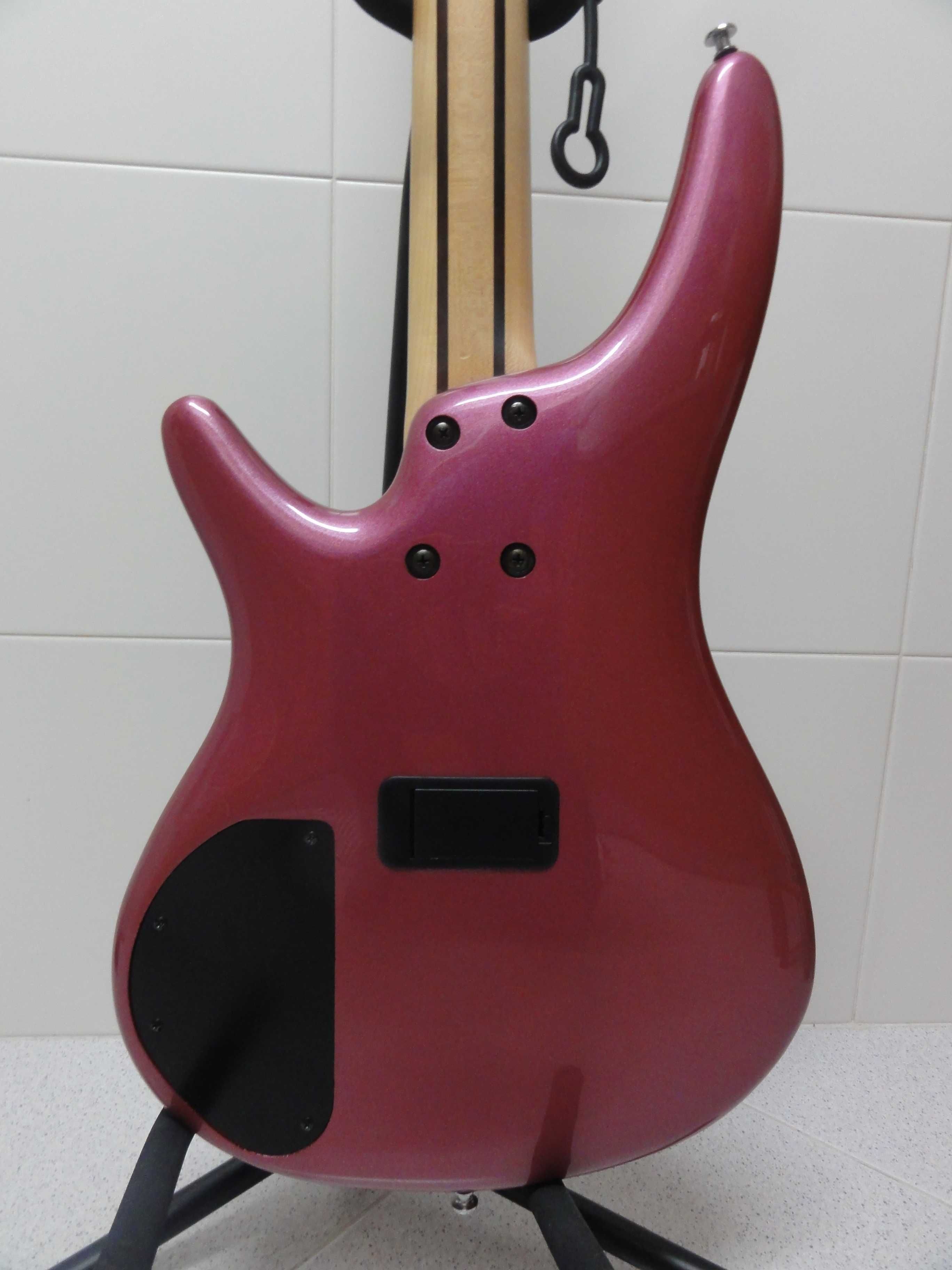 Ibanez SR300 DP - Baixo 4 cordas - 2,6 kgs