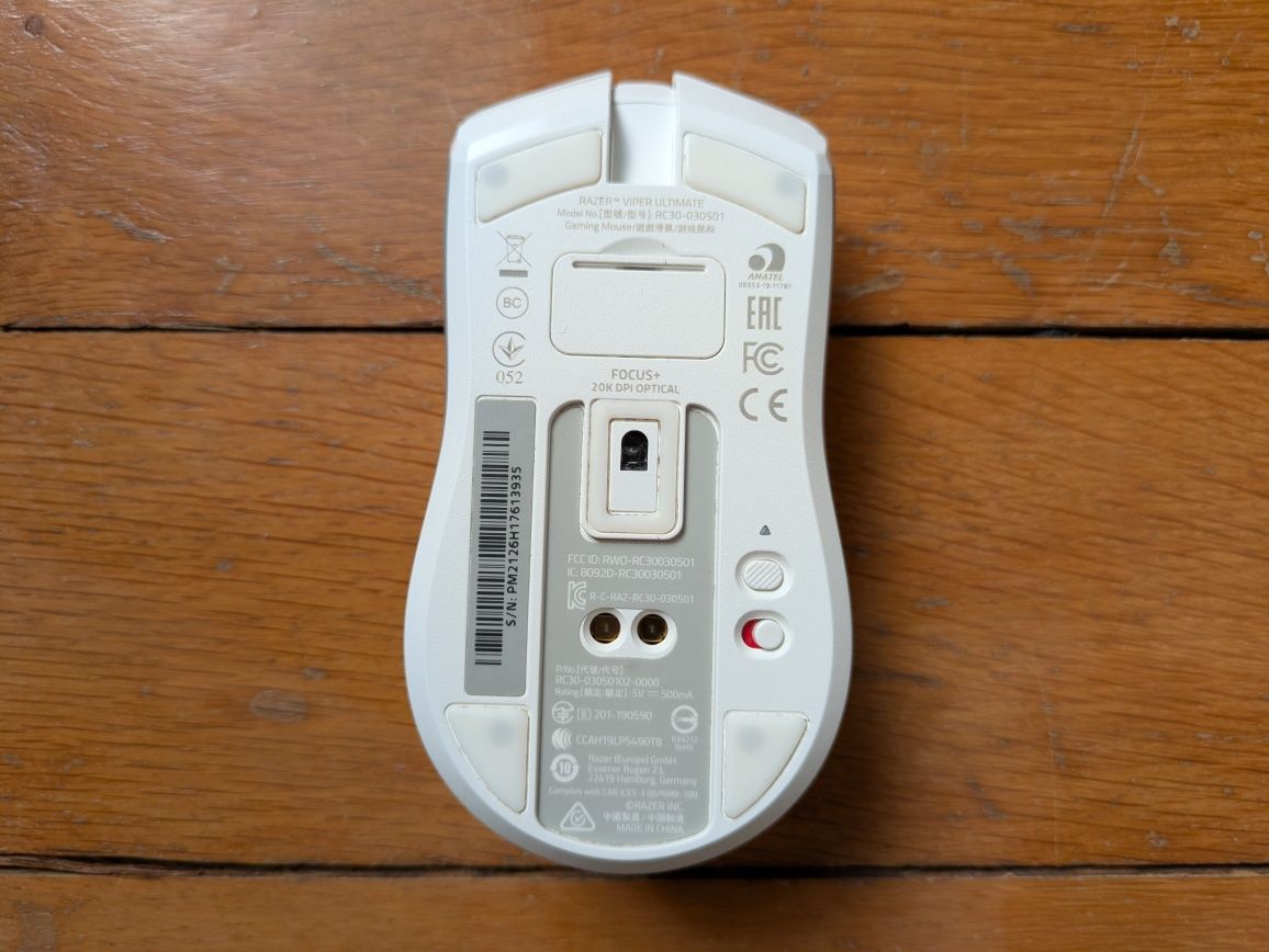 Rato Razer Viper Ultimate Mercury (Branco) + Dock carregamento