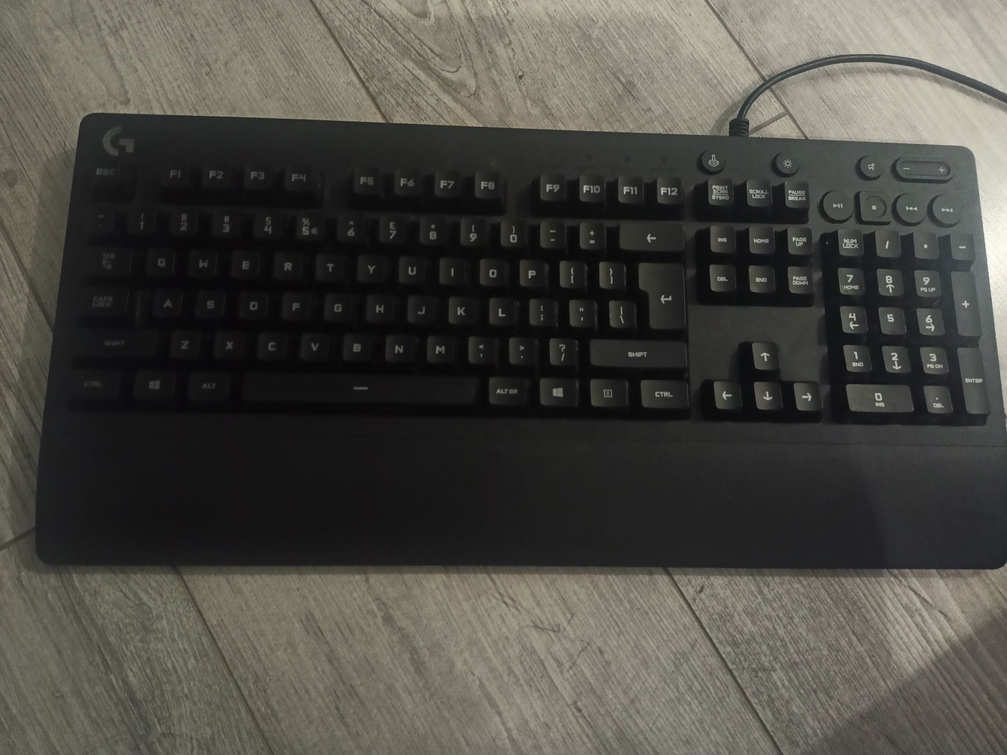 Klawiatura Logitech g213