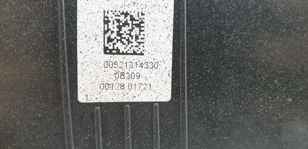 Zbiornik adblue mocznik bak Fiat Doblo II lift Demontaż (autoabc2006)