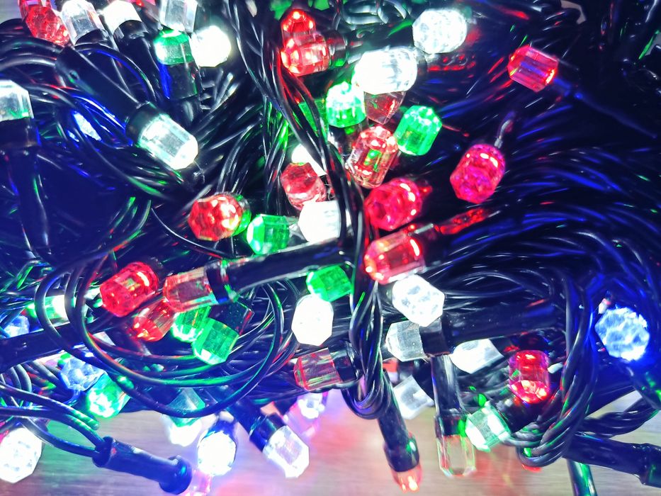 Гірлянда світлодіодна Рубін 28м 500 ламп вулична з режимами