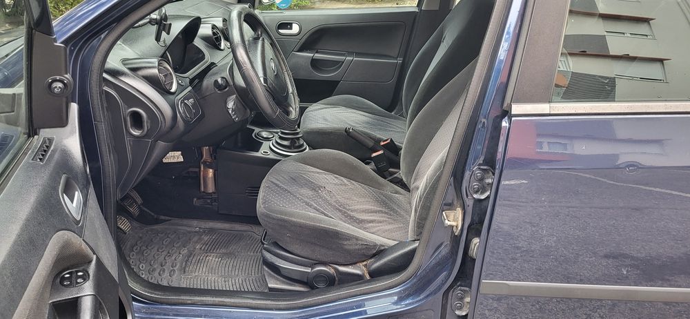 ford fiesta ghia 1.2 16v 2005
