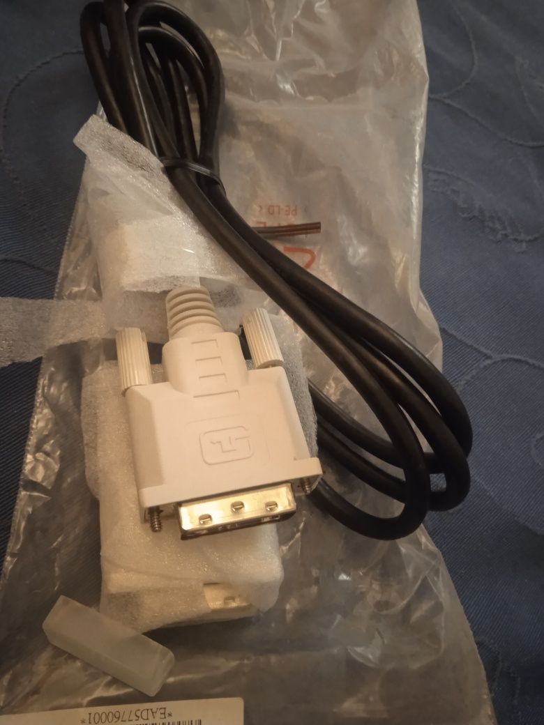 Cabos DVI/DVI/HDMI