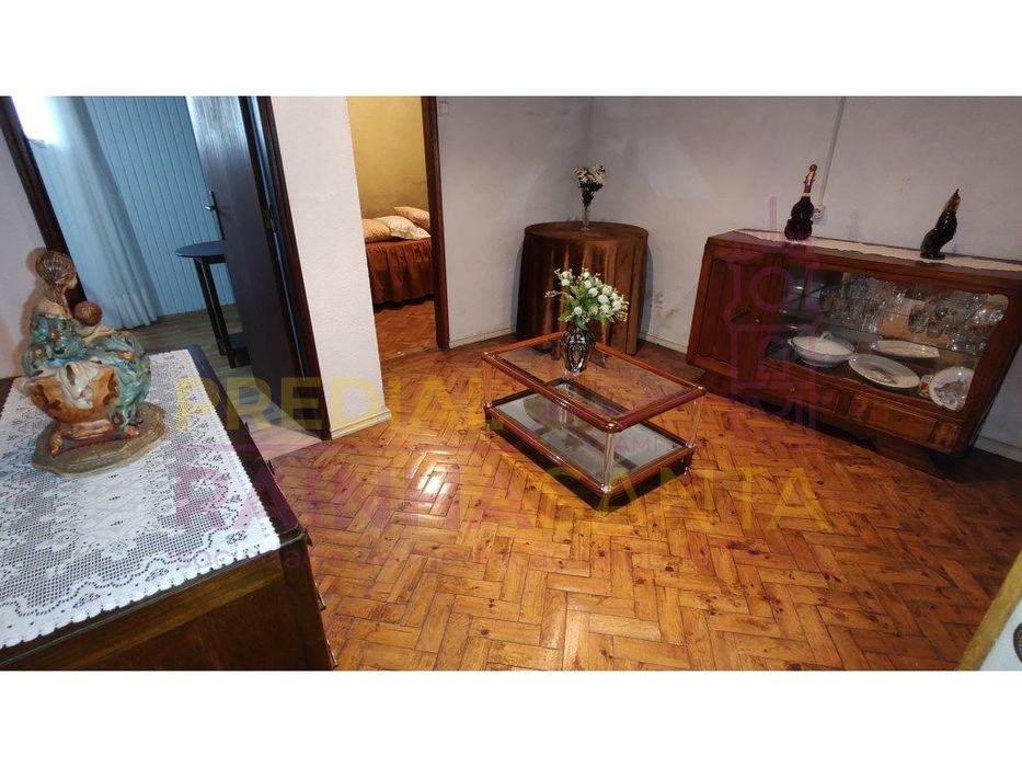 Moradia M2+1 pequeno quintal