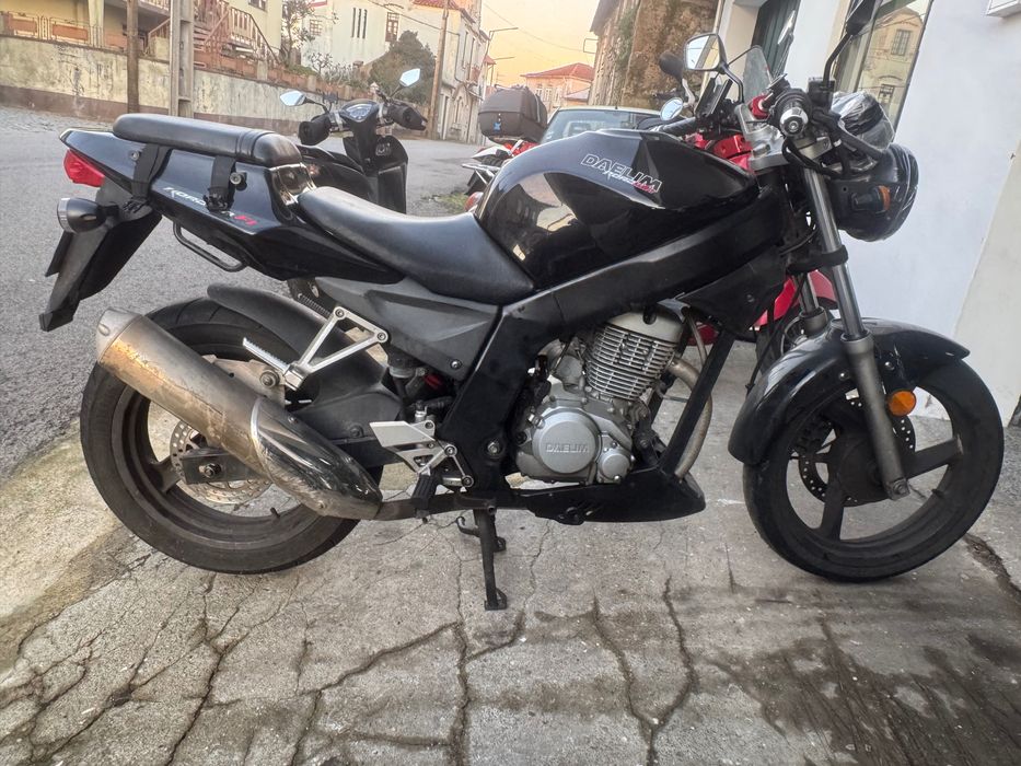 Daelim Roadwin FI 125