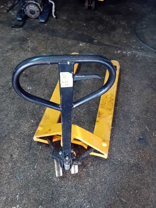 PORTA PALETES LARGO 2500KG