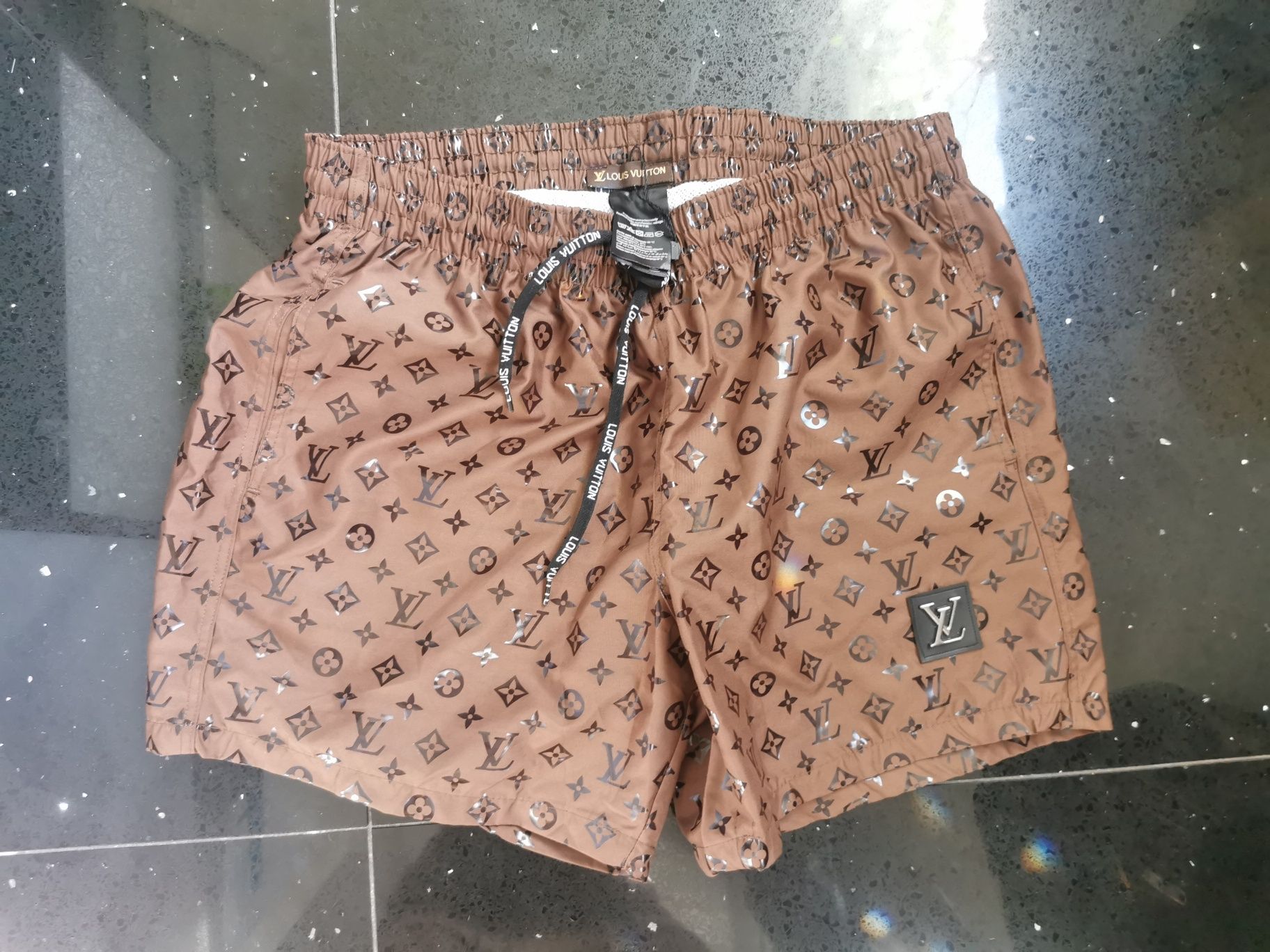 Spodenki LV Louis Vuitton roz. S i M nowe brąz