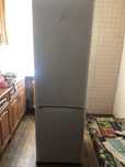 Двухкамерный холодильник INDESIT BIAA 18 no