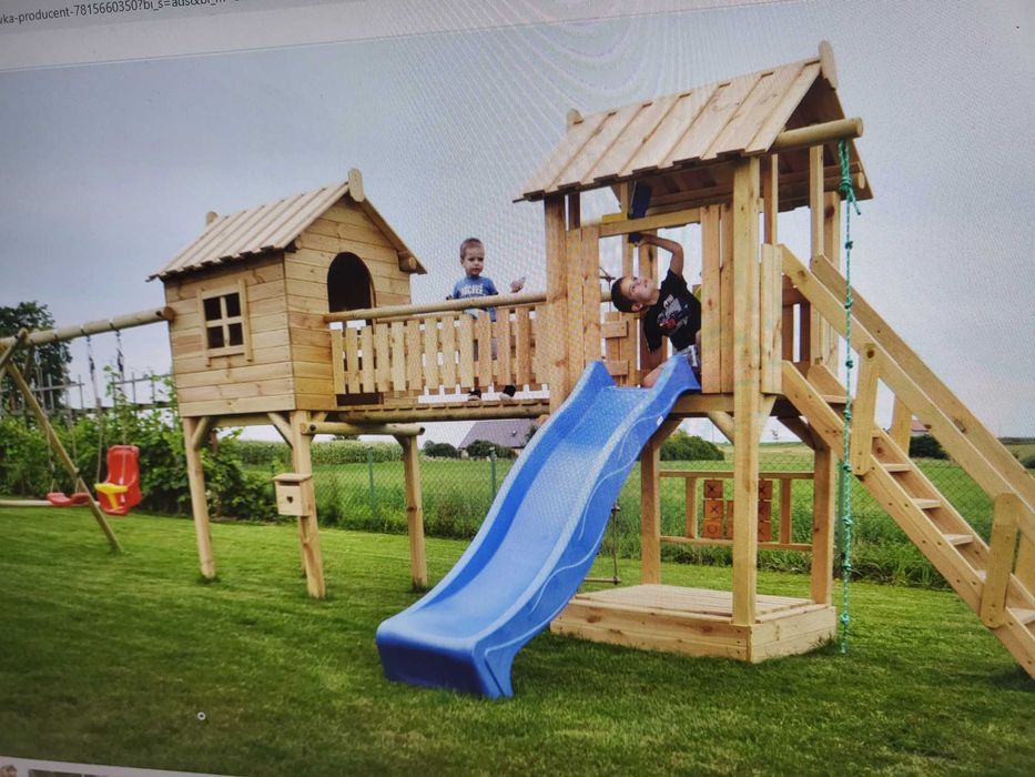 Plac zabaw z huśtawką, Place zabaw,