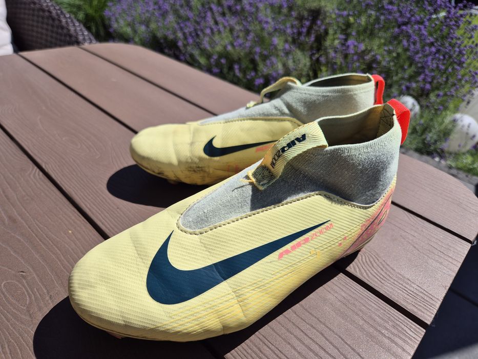 Buty Korki Mbappé żółte rozmiar 35.5