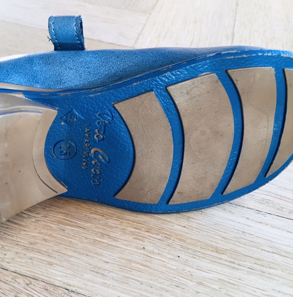 Skorzane buty / sandaly bliźnieta bliźniaków bliźniaczki - Rozmiar 23!