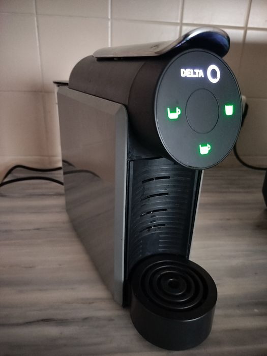 Máquina de café delta em ótimo estado