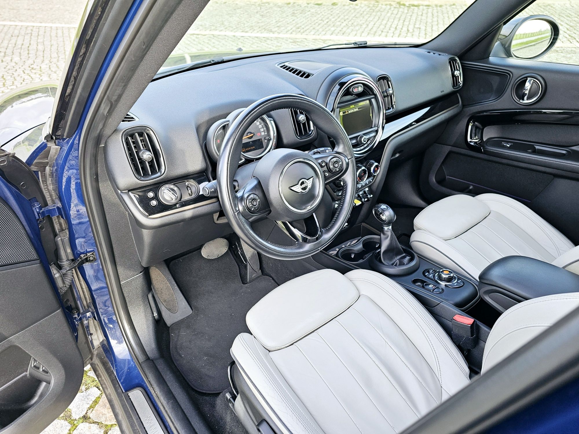 MINI Countryman SE All4 híbrido Plugin PHEV