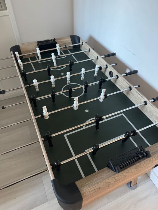 Stół do gry w piłkarzyki