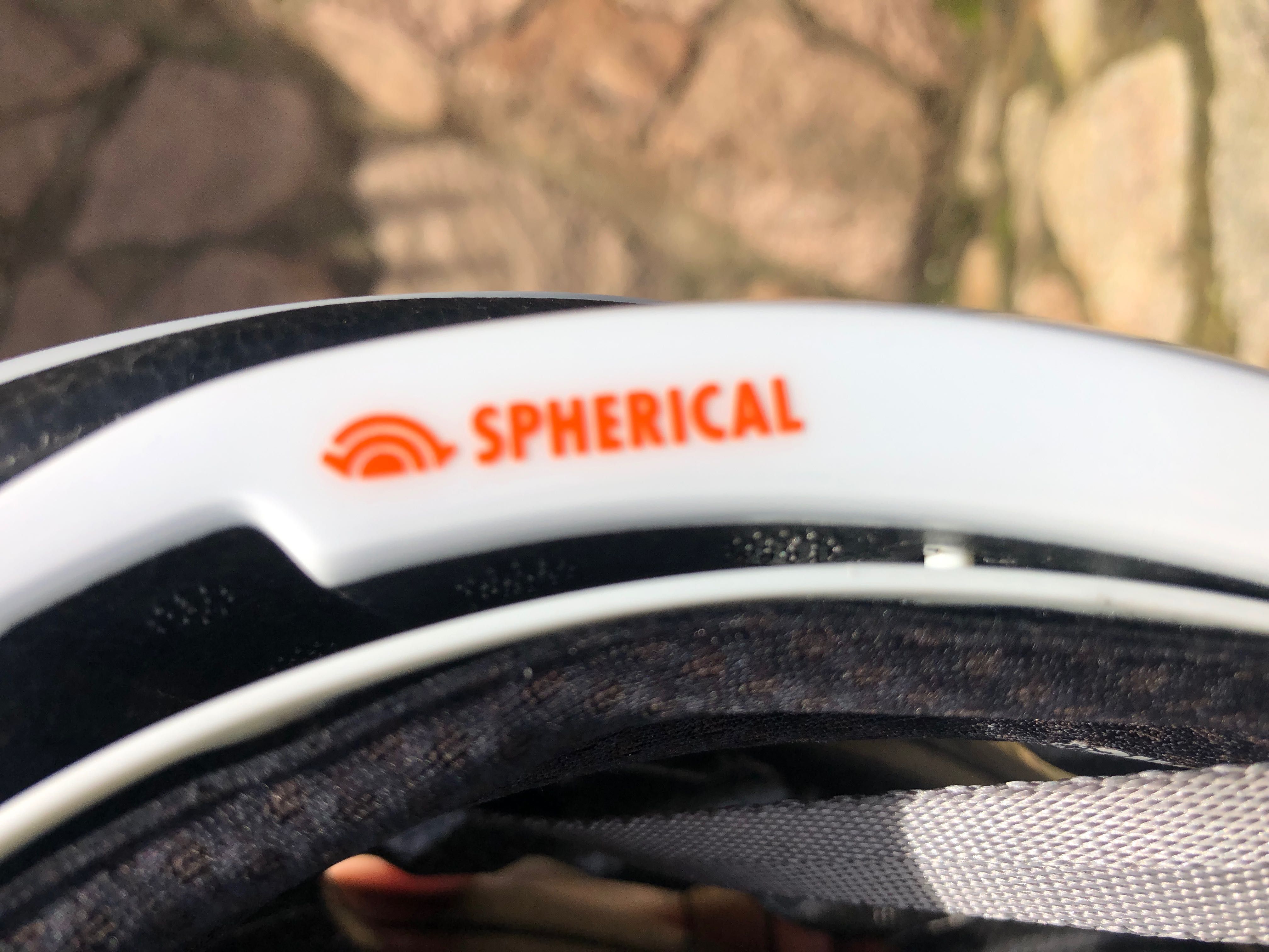 Giro Aries Spherical MIPS como novo!