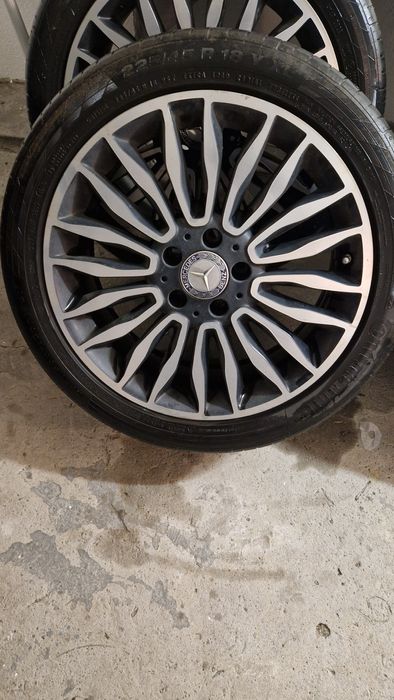 Piękne Koła mercedes