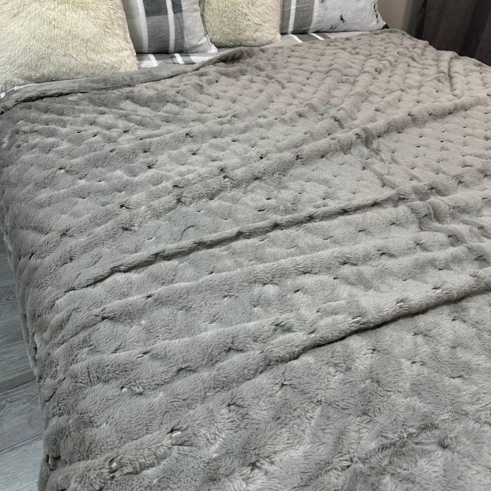 Розкішний двосторонній велюровий плед-покривало “Шиншила”