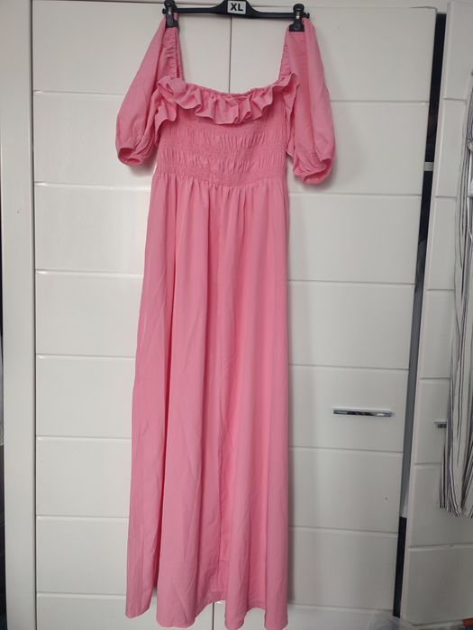 Nowa różowa elegancka sukienka rozmiar 46 Boohoo