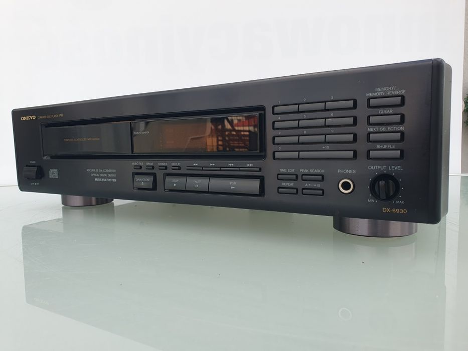 Odtwarzacz CD ONKYO DX-6930  CD /CD-R