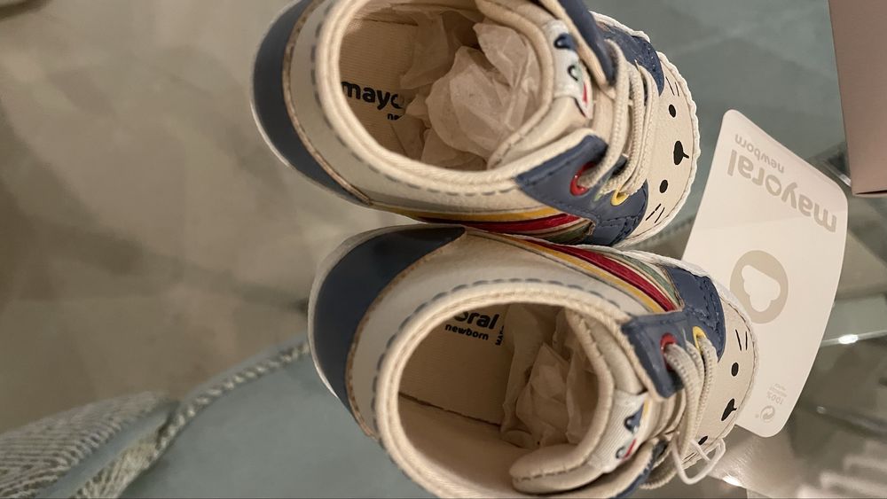Sapatos Mayoral-novos