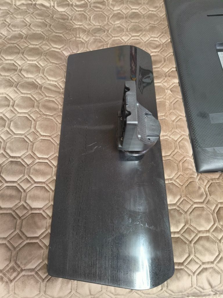 Телевізор samsung модель HG43EF690DB