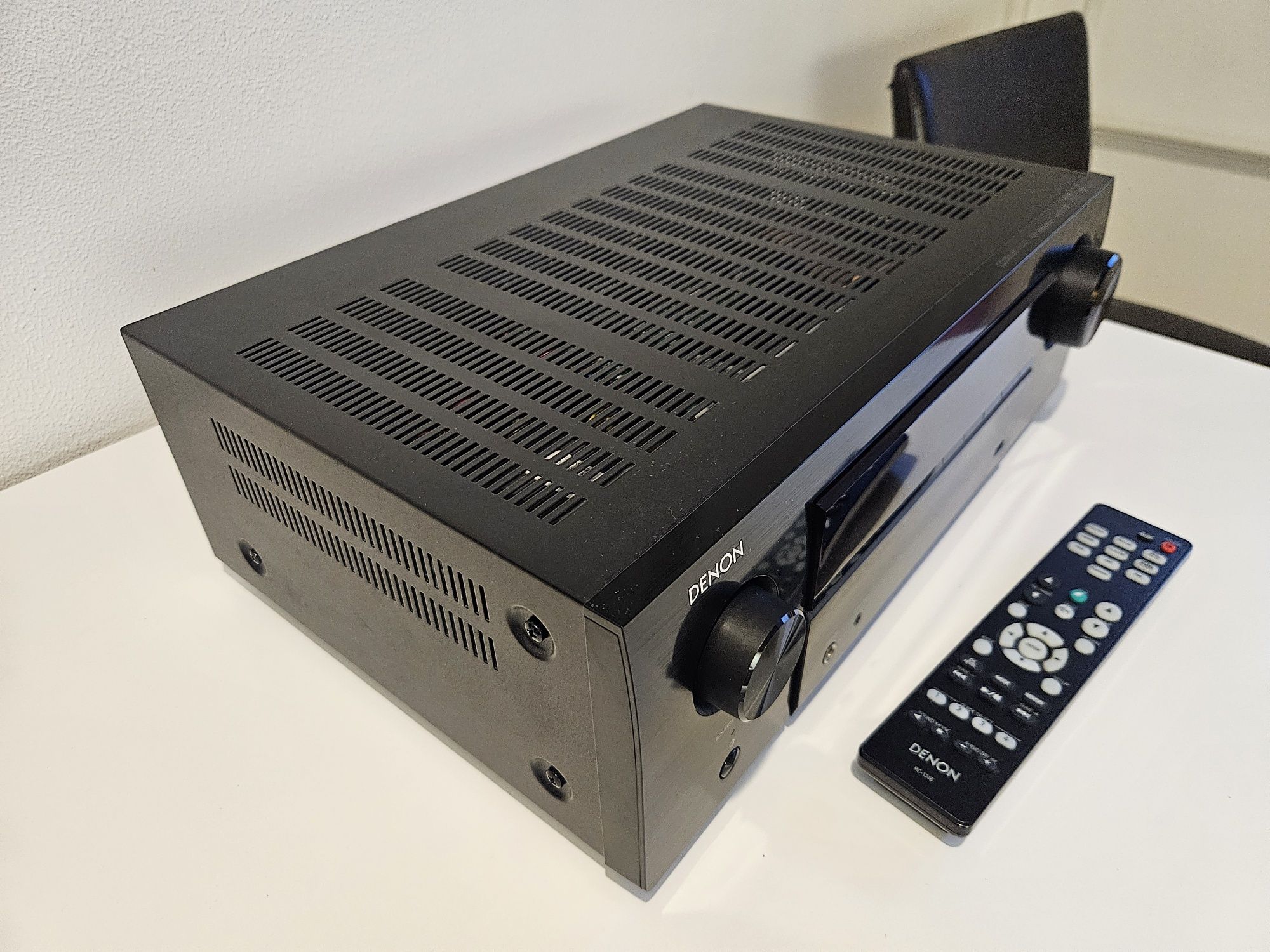 DENON AVR-X550bt 5.2 Bluetooth 4K Dolby Vision