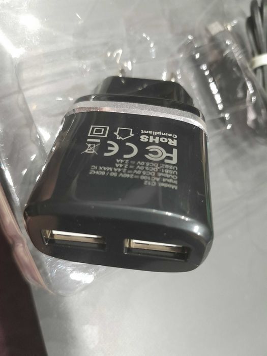 Ładowarka 2 portowa HOCO C12 + Kabel microUSB Czarny