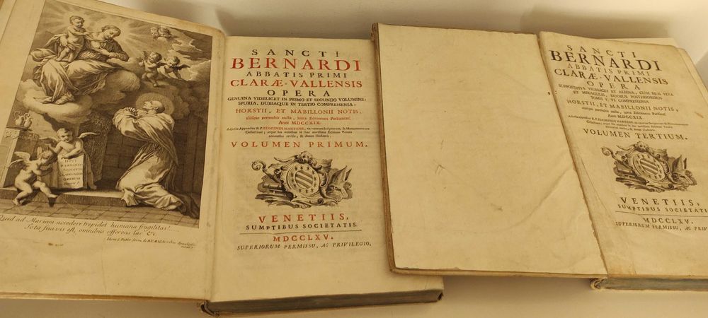 Старинные книги фолианты. Философские трактаты  Аббата Преви.