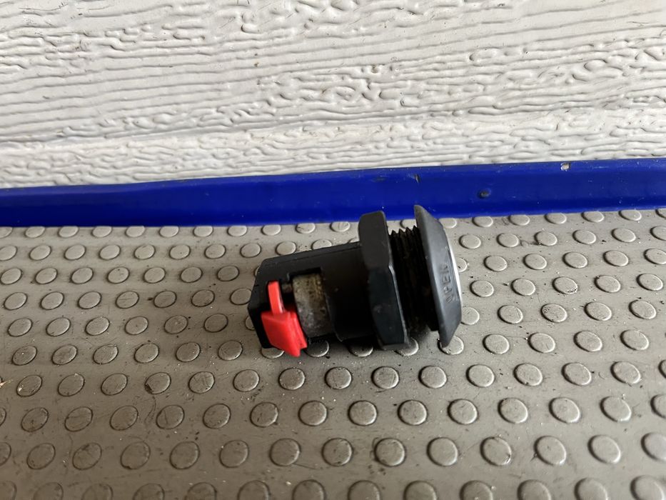 Zamek fotela  klapki zbiornika beta rr 50 125