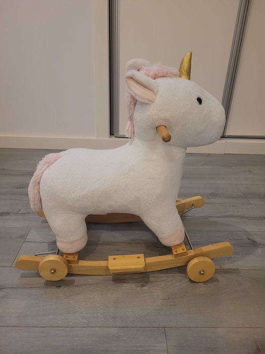 Unicórnio baloiço e andarilho