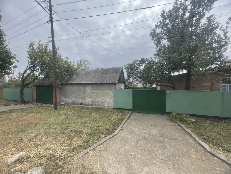 Продам половину будинку (власник)