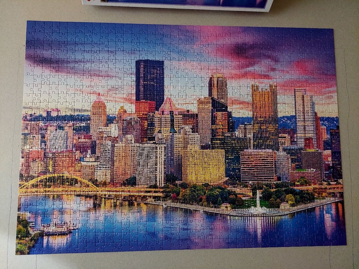 Puzzle 1000 elementów Pittsburgh Pensylwania Trefl kompletne