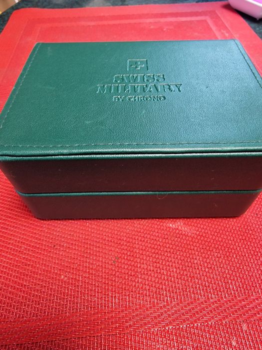 Наручные Швецарские часы  SWISS MILITARY